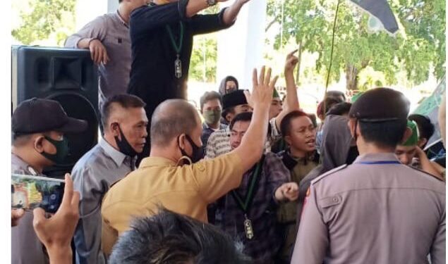 HMI Tolak Kedatangan TKA Cina di Kolaka