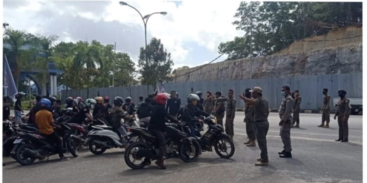 Elemen-elemen Ini Tolak Kedatangan TKA Asal Cina