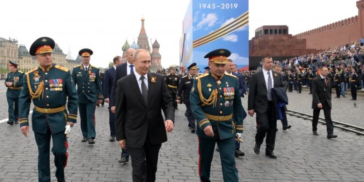 Ribuan Warga Georgia Peringati Satu Tahun Protes Anti-Kremlin