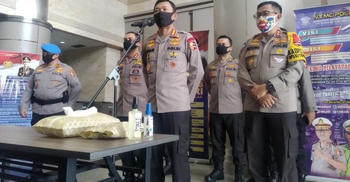 New Normal, Kapolri Cabut Maklumat Pelarangan Berkumpul