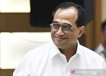 Menhub Akui Program Tol Laut Belum Maksimal