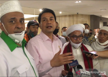 Azis Syamsuddin Sampaikan Tiga Komitmen DPR Usai Temui Pendemo RUU HIP