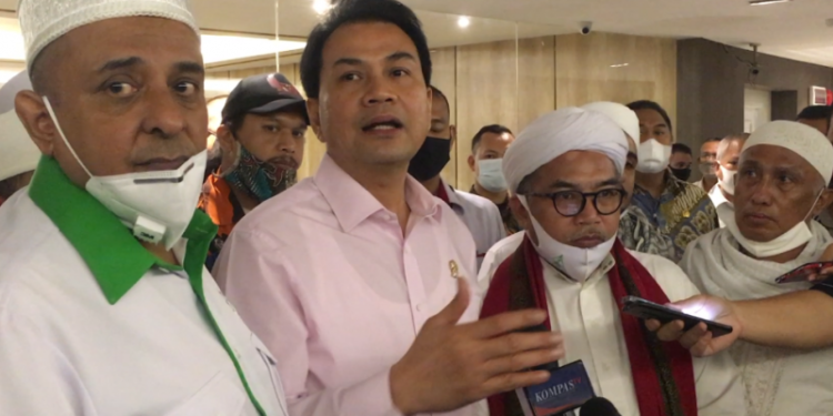 Azis Syamsuddin Sampaikan Tiga Komitmen DPR Usai Temui Pendemo RUU HIP