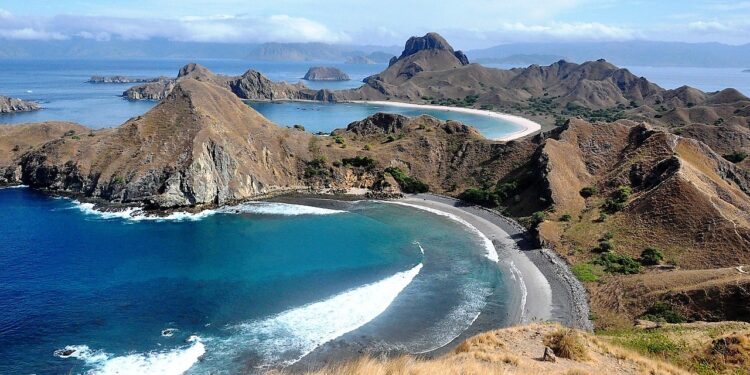 Lima Tempat Wisata yang Bisa Dikunjungi Setelah New Normal Diberlakukan
