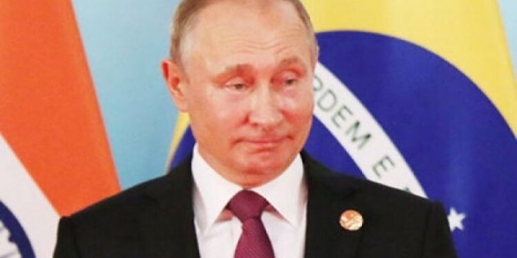 Putin Sebut Angkatan Laut Rusia akan Diperkuat Rudal Nuklir Hipersonik