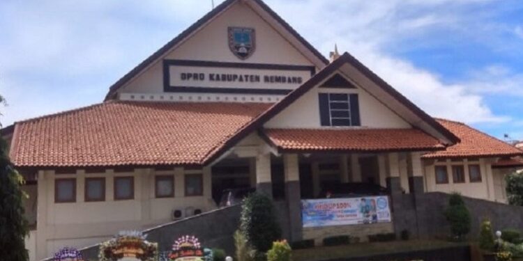 Ketua Meninggal, Kantor DPRD Rembang Ditutup Sementara