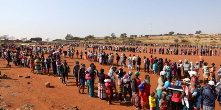 Kasus Corona Naik, Afsel Kembali Terapkan Jam Malam