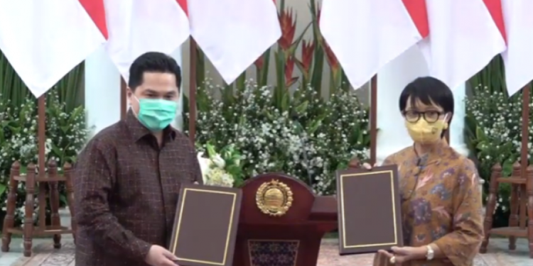 Erick Thohir dan Menlu Teken MoU Diplomasi Ekonomi BUMN Go Global
