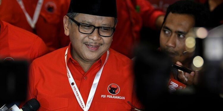 Hasto: Jaring Pengaman Sosial Atasi Covid-19 Harus Pro Wong Cilik