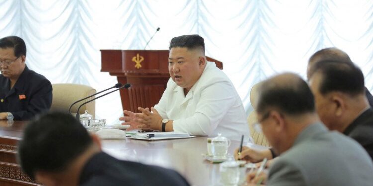 Kim Jong Un: Covid-19 Mungkin Sudah Masuk ke Korut