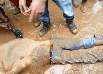 TKA China PT VDNI Gilas Kepala Warga Konawe Pakai Dump Truck hingga Tewas di Tempat