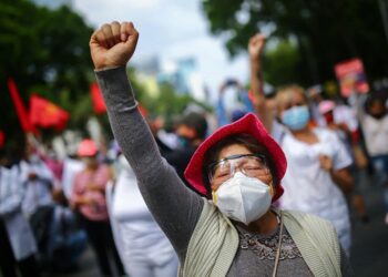 Wabah Covid-19 di Meksiko Mungkin Masih Terjadi hingga April 2021