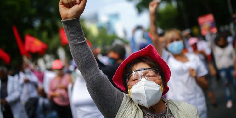 Wabah Covid-19 di Meksiko Mungkin Masih Terjadi hingga April 2021