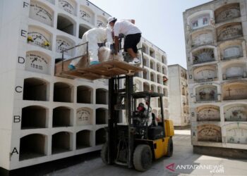 Kasus Corona Peru Tembus Angka 300 Ribu saat Penguncian Dilonggarkan