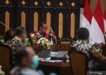 Mendagri Cek Kesiapan Pilkada 2020 di Kalbar