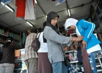 Sekolah di Yogyakarta Dilarang Wajibkan Siswa Beli Seragam