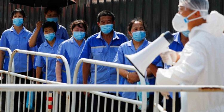 China Konfirmasi Delapan Kasus Baru Virus Corona di Daratan