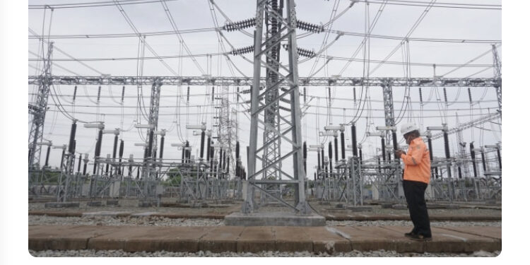 Nasib PLN: Utang Menggunung dan Terancam Kolaps