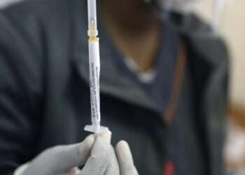 Kejar Waktu, Perusahaan China Uji Vaksin Corona ke Karyawan Sendiri