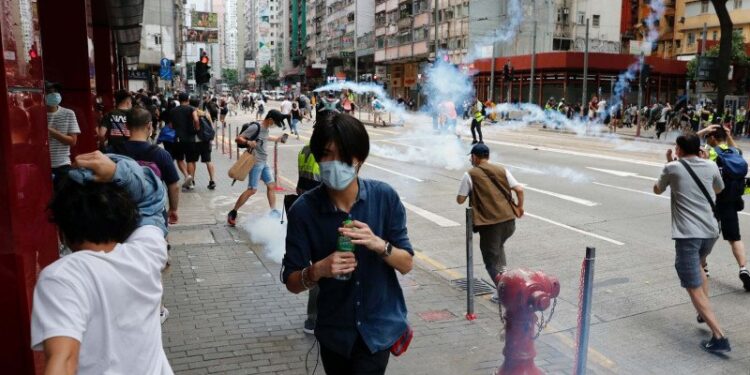 Uni Eropa Menentang Penangkapan Jimmy Lai oleh Hong Kong