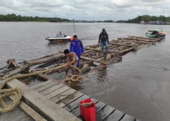 Polair Polda Kalbar Sita Seribu Batang Kayu Log Ilegal