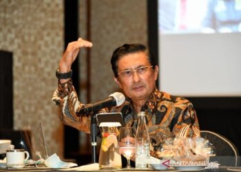 Fadel: Target Pertumbuhan Ekonomi 4,5 Persen Pecutan bagi Menteri