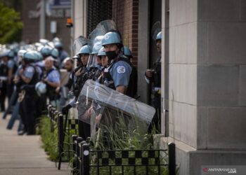 Penjarahan Masal Terjadi di Chicago