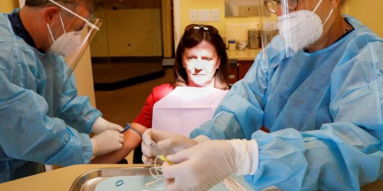 922 Petugas Medis AS Meninggal karena Covid-19