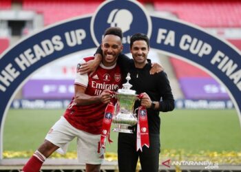 Arsenal Juara FA
