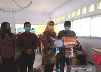 Ribuan Pelajar Rejang Lebong Terima Beasiswa PIP