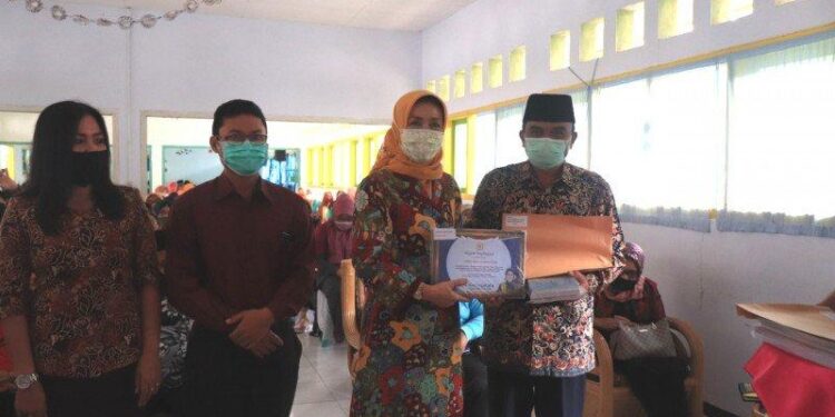 Ribuan Pelajar Rejang Lebong Terima Beasiswa PIP