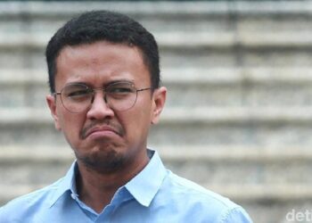 Mantan Politisi PAN Faldo Maldini Kritisi Rem Darurat Anies Baswedan