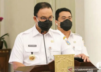 Anies Susun Rancangan Pembelajaran untuk SMP-SMA