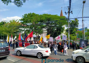 Aksi Solidaritas Front Perjuangan Rakyat di Polrestabes Makassar