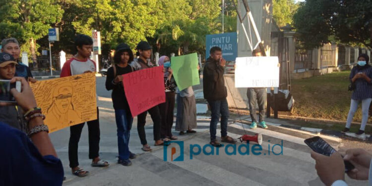 Aksi Tuntut Tuntaskan Dugaan Kasus Represif Aparat Kepolisian