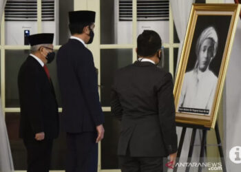 Presiden Jokowi Anugerahkan Gelar Pahlawan Nasional kepada Enam Tokoh