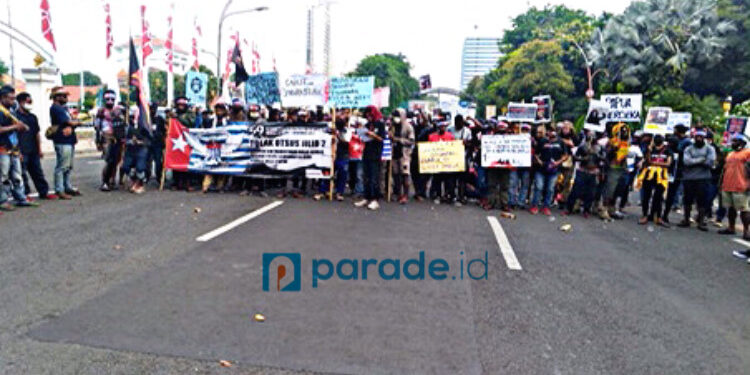 AMP Bersama FRI-WP Unjuk Rasa Peringati HUT Papua Barat