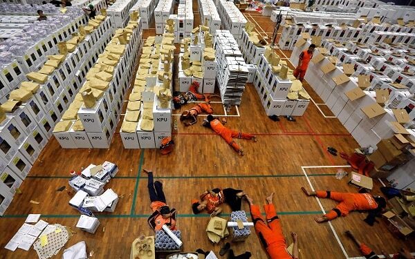 KPPS Cianjur Membandingkan Honor dengan Risiko di Masa Pandemi