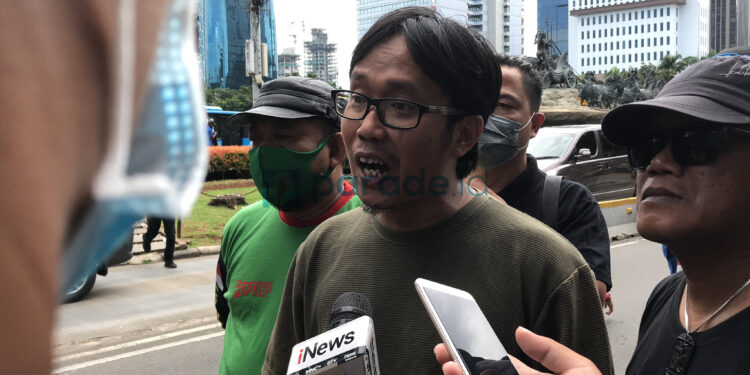 Buruh KSPI Aksi Kawal JR di MK