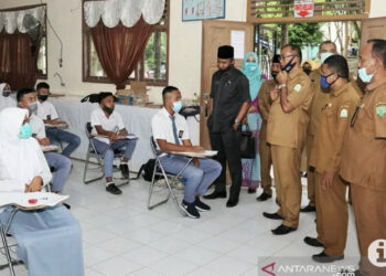 Pelajar di Sabang Mulai Terima Bantuan Pendidikan