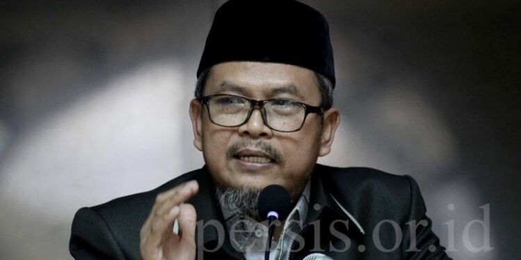 Waketum PP Persis Komentari Pembubaran FPI