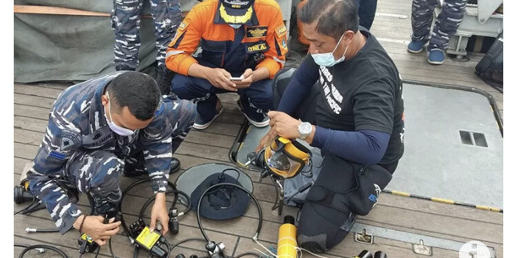 Tim Penyelam TNI AL Dibekali “USBL Transponder”