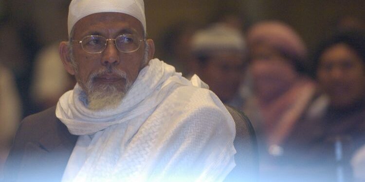 Abu Bakar Baasyir Tinggalkan Lapas Gunung Sindur Usai Salat Subuh