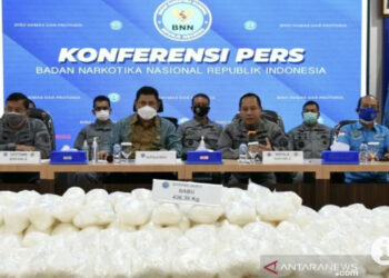 Bakamla dan BNN Menggagalkan Penyelundupan 436,3 Kilogram Sabu-sabu