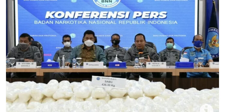 Bakamla dan BNN Menggagalkan Penyelundupan 436,3 Kilogram Sabu-sabu