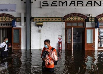 Semarang Banjir, Kemana Anies?