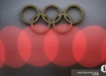 Panduan Baru Olimpiade Larang Atlet Berpelukan atau Lakukan Tos
