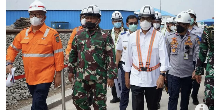 Menhub Tinjau Proyek Kereta Cepat Jakarta-Bandung