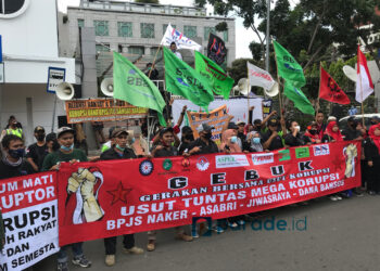 Aksi Buruh GEBUK di KPK dan PPATK terkai Kasus Korupsi