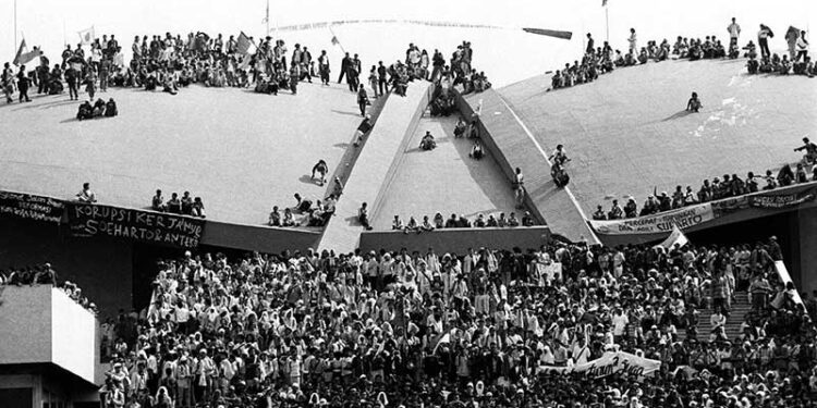 Rakyat Bisa Hilang Kesabaran Melihat Hasil 23 Tahun Reformasi